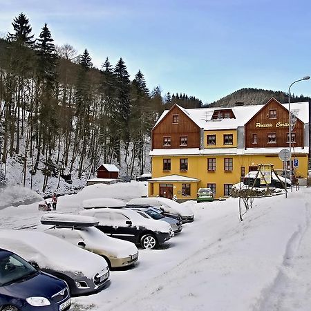 Pension Cortina Pec pod Snezkou Exterior foto