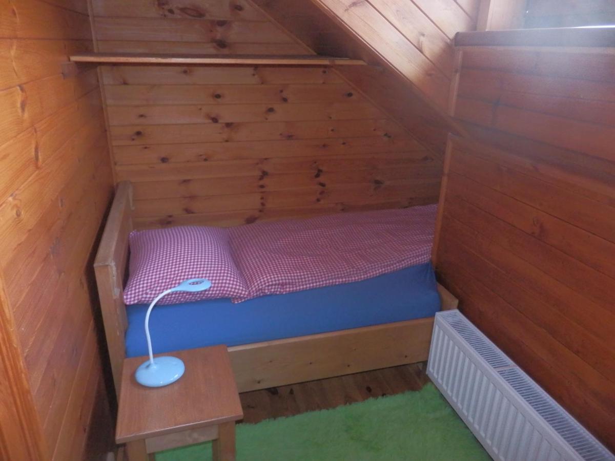 Pension Cortina Pec pod Snezkou Exterior foto